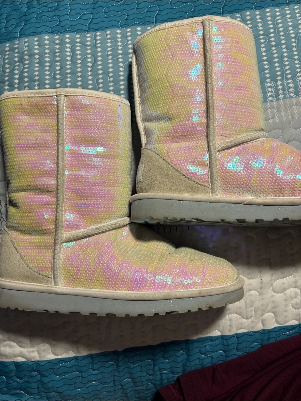 Womens Iridescent Sequin Winter Boots - White